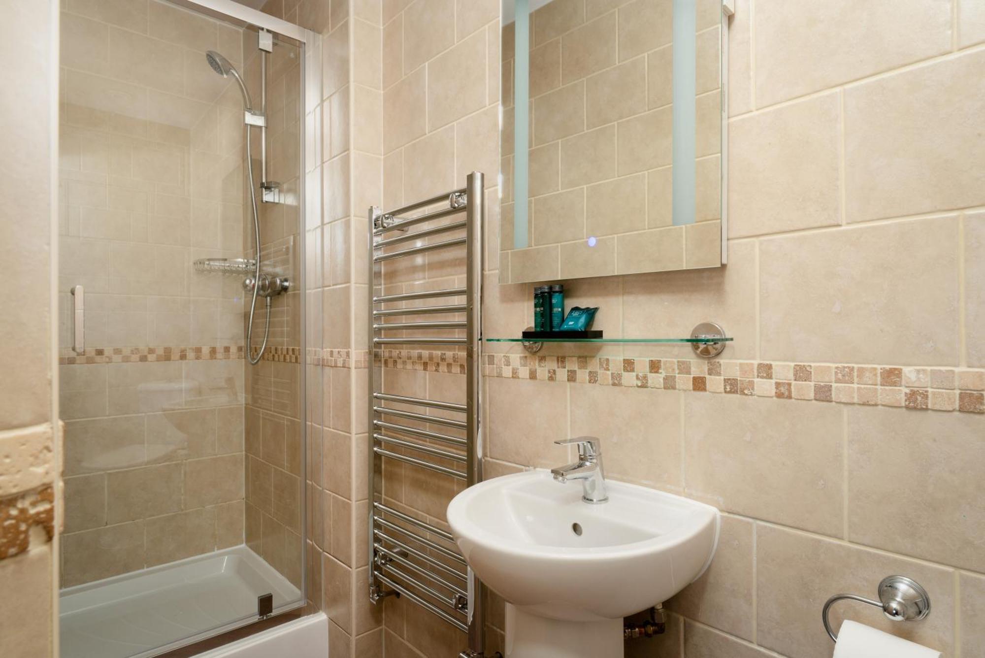 St Andrews Hotel Exeter Rum bild